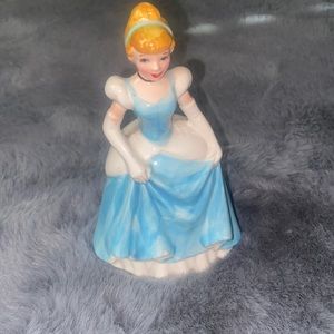 Disney Cinderella Figure Made In Japan VTG 1970s